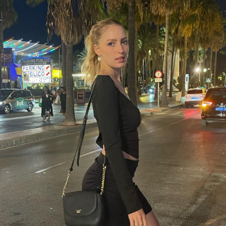 Away from YouTube, Karina has many hobbies associated with her creativity and fun personality. 